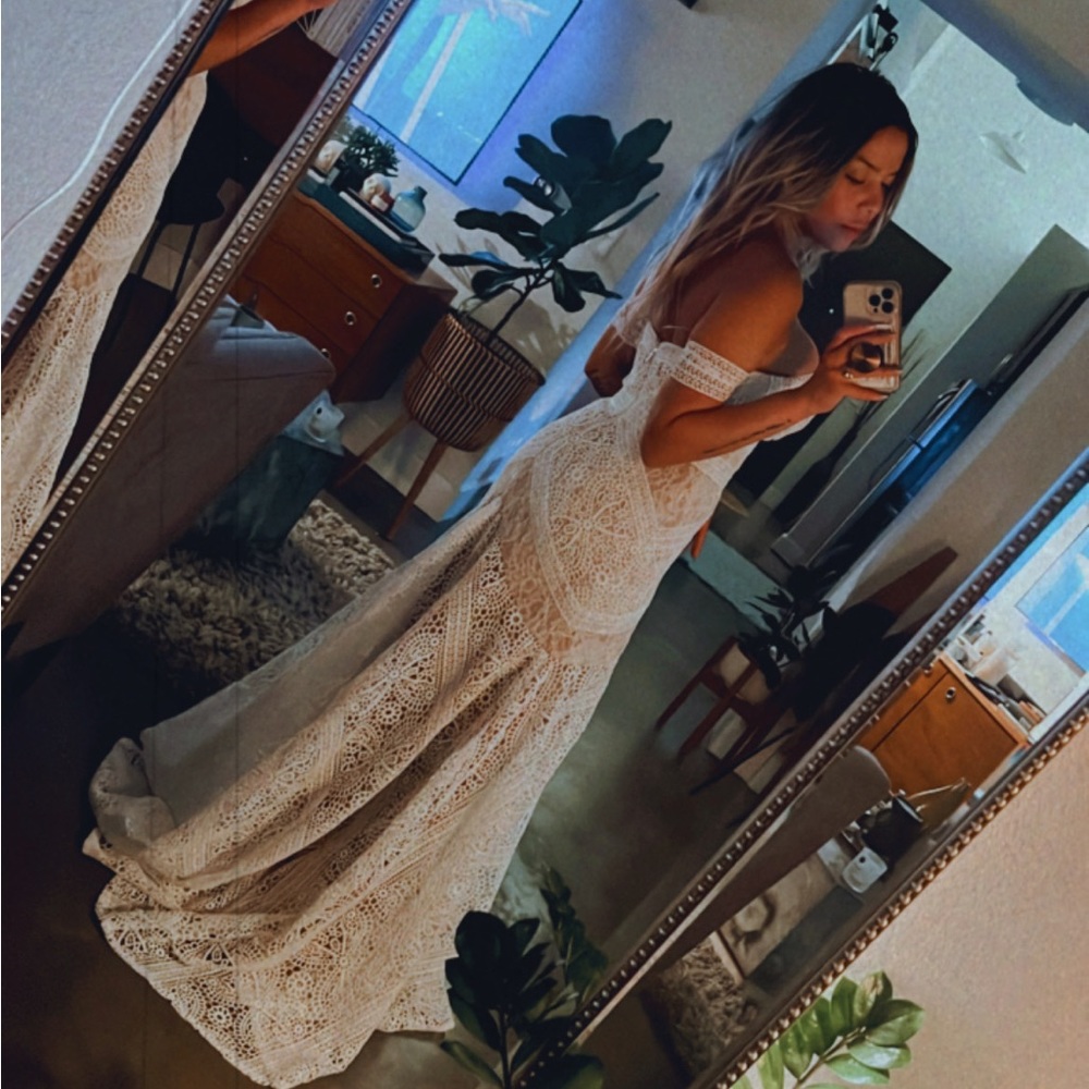 NWT Gorgeous Boho Wedding Dress - Picture 8 of 9
